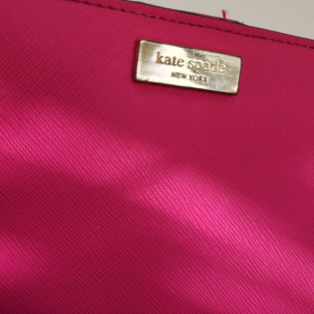 Kate Spade Wallet Hot Pink - Picture 9 of 13